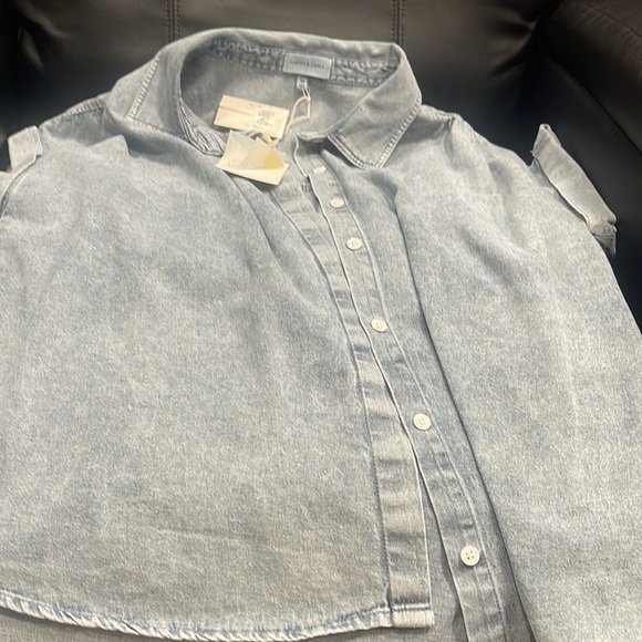 Top - Picture 6 of 10